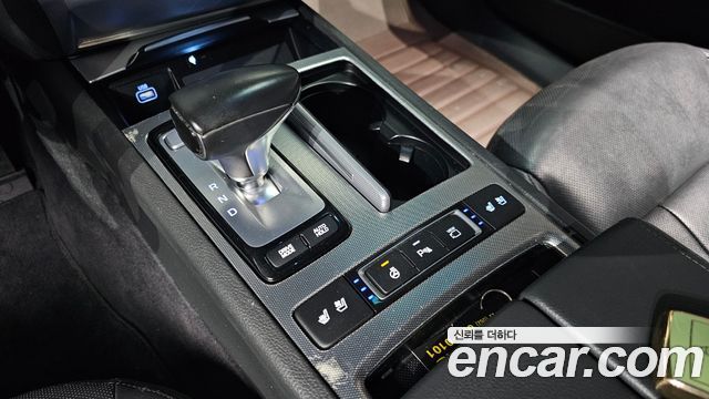 Genesis G80 2019 — photo 9