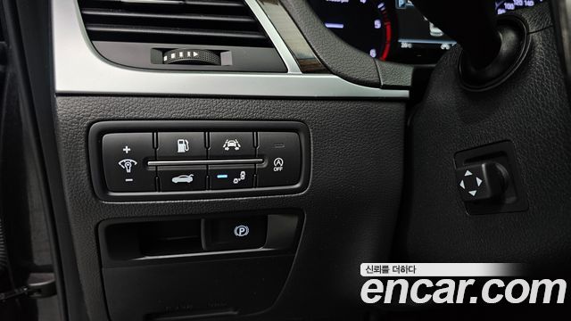Genesis G80 2019 — photo 17