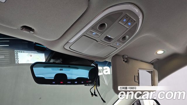 Genesis G80 2019 — photo 20