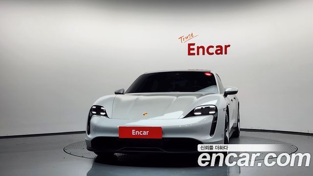 Porsche Taycan 2022 — photo 3