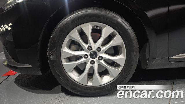 Kia K8 2023 — photo 5