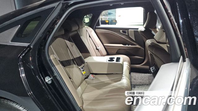 Kia K8 2023 — photo 17