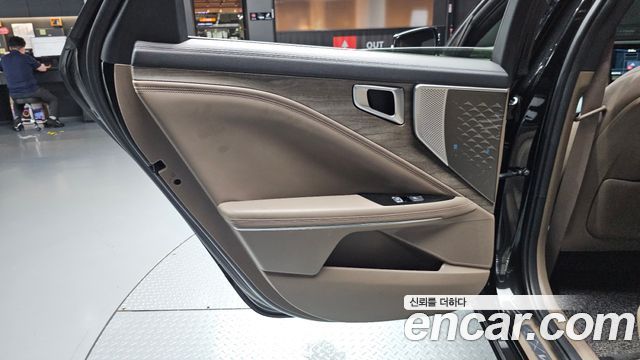 Kia K8 2023 — photo 15
