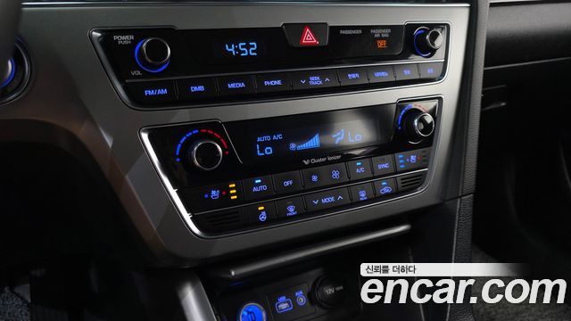Hyundai Sonata 2017 — photo 11