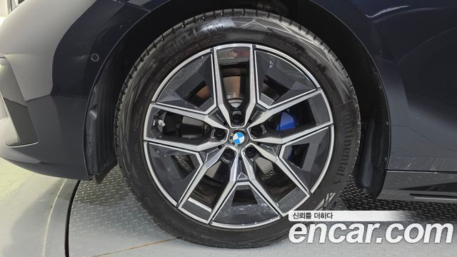 BMW 5-Series 2026 — photo 5