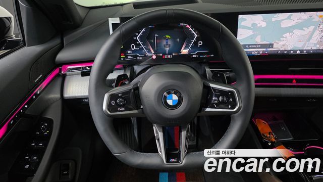 BMW 5-Series 2026 — photo 14