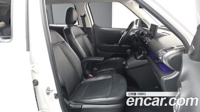Hyundai Casper 2023 — photo 17