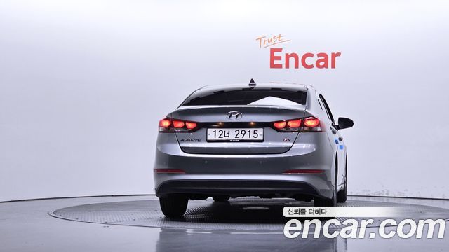 Hyundai AVANTE 2017 — photo 4