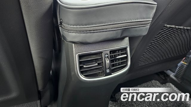 Hyundai AVANTE 2017 — photo 23