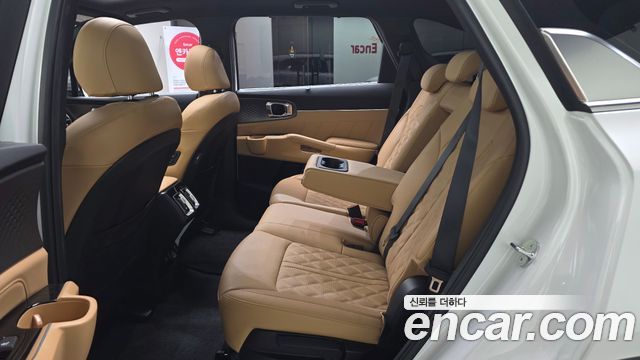 Kia Sorento 2023 — photo 12
