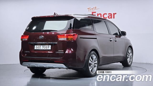 Kia Canival 2016 — photo 2