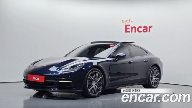 Porsche Panamera 2018 — photo 1