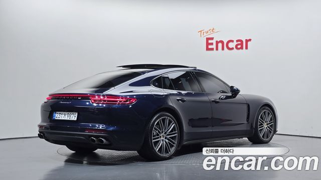 Porsche Panamera 2018 — photo 2