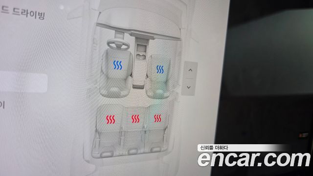 Tesla Model X 2026 — photo 23