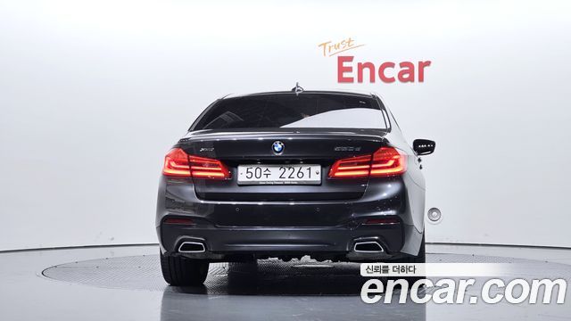 BMW 5-Series 2018 — photo 4