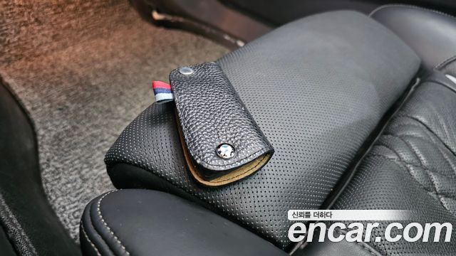 BMW 5-Series 2018 — photo 37