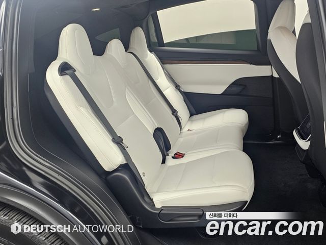Tesla Model X 2025 — photo 20