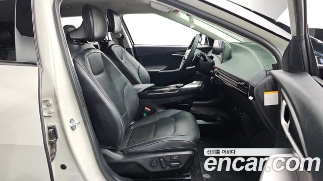 Kia EV6 2022 — photo 18