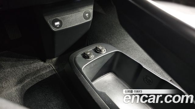 Kia EV6 2022 — photo 26