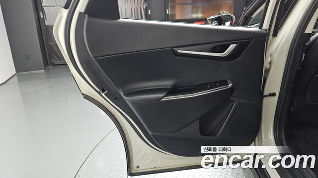 Kia EV6 2022 — photo 15