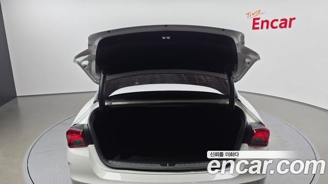 Kia K5 2022 — photo 20