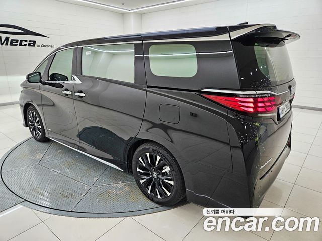 Toyota Alphard 2026 — photo 6