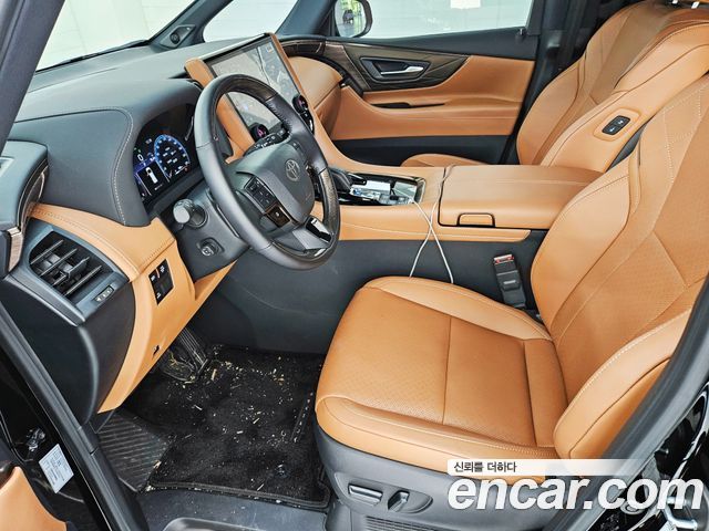 Toyota Alphard 2026 — photo 18