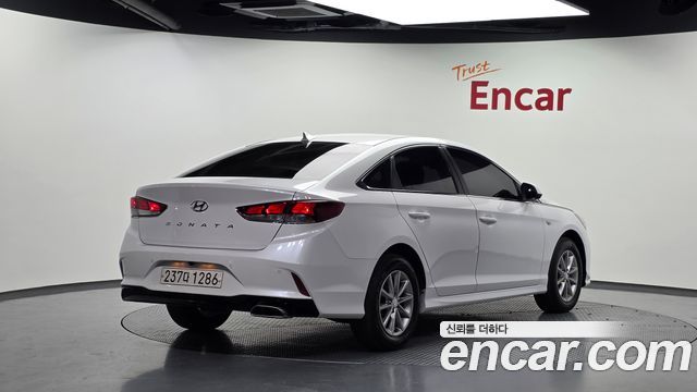 Hyundai Sonata 2019 — photo 2