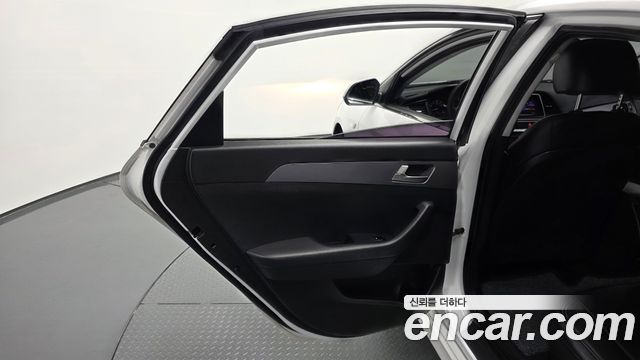 Hyundai Sonata 2019 — photo 15