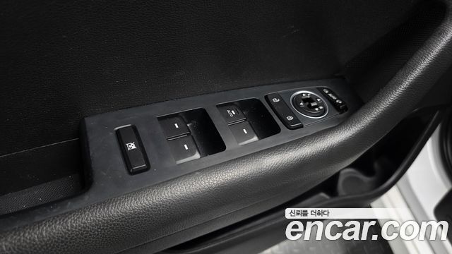 Hyundai Sonata 2019 — photo 28
