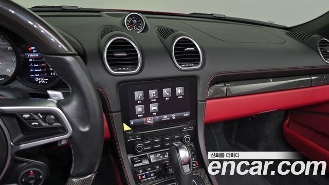 Porsche 718 2020 — photo 22