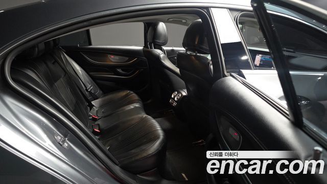 Mercedes-Benz CLS-Class 2019 — photo 18