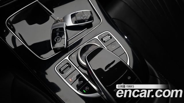 Mercedes-Benz CLS-Class 2019 — photo 22
