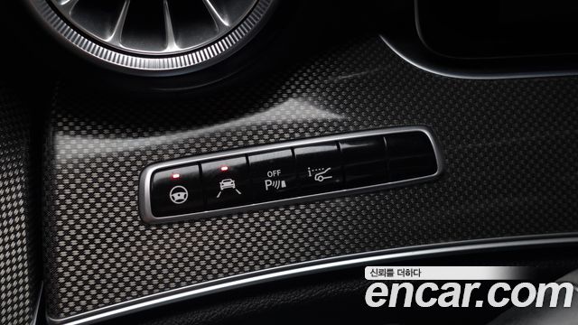 Mercedes-Benz CLS-Class 2019 — photo 23
