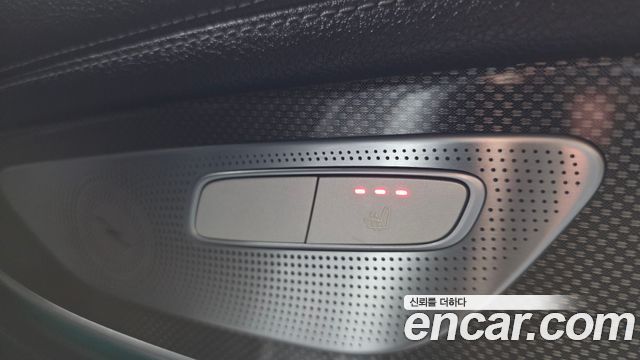 Mercedes-Benz CLS-Class 2019 — photo 33