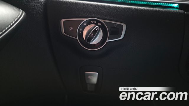 Mercedes-Benz CLS-Class 2019 — photo 35