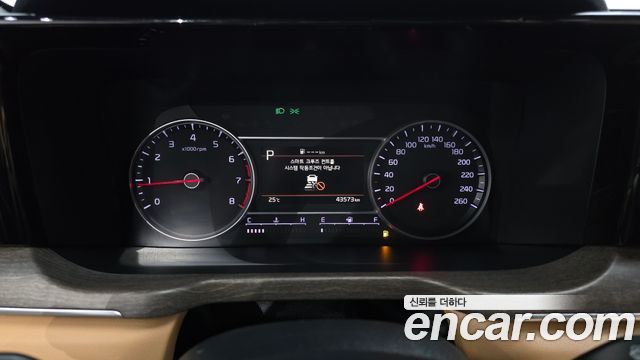 Kia Sorento 2023 — photo 8