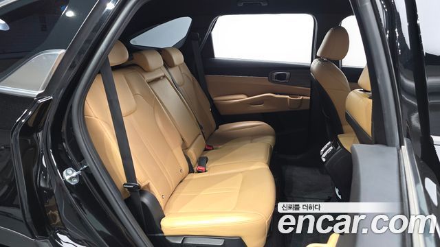 Kia Sorento 2023 — photo 11