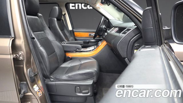 Land Rover Range Rover Sport 2012 — photo 11