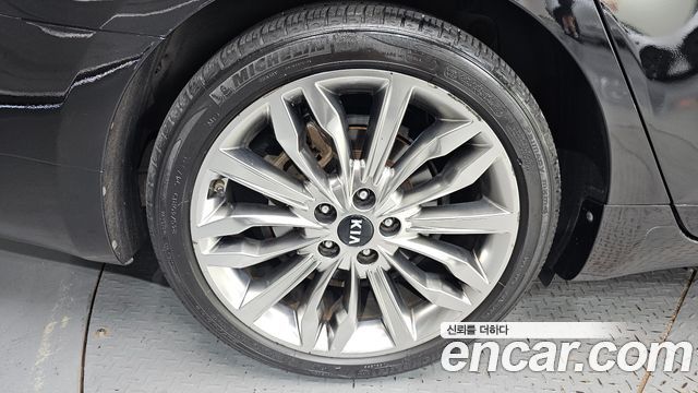 Kia K7 2021 — photo 5