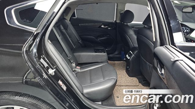 Kia K7 2021 — photo 11
