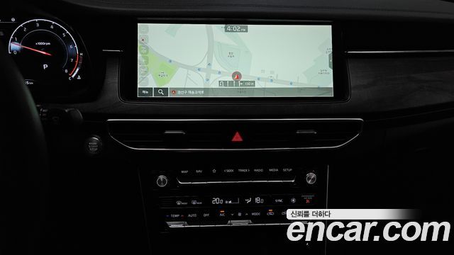 Kia K7 2021 — photo 13