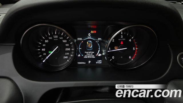 Land Rover Discovery Sport 2018 — photo 11