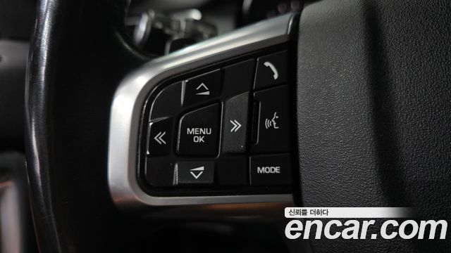 Land Rover Discovery Sport 2018 — photo 31