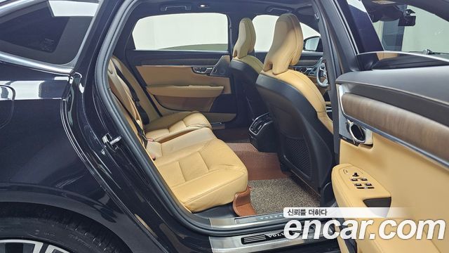 Volvo S90 2022 — photo 11