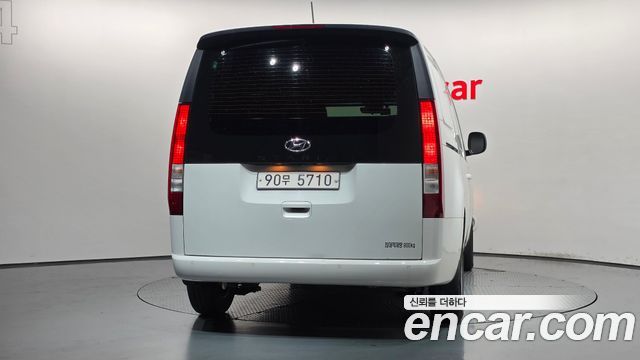 Hyundai Staria 2022 — photo 4