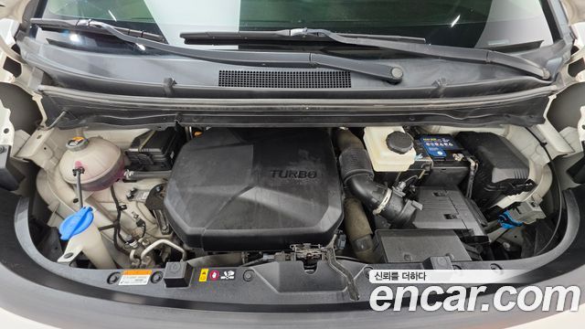 Hyundai Staria 2022 — photo 6