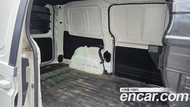 Hyundai Staria 2022 — photo 17