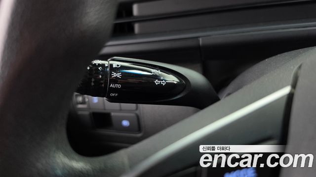 Hyundai Staria 2022 — photo 23