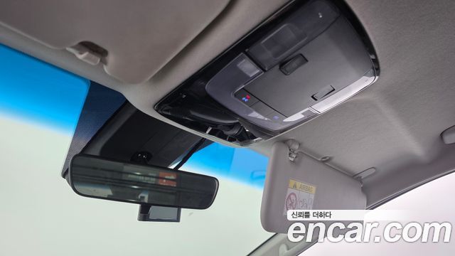 Hyundai Staria 2022 — photo 27